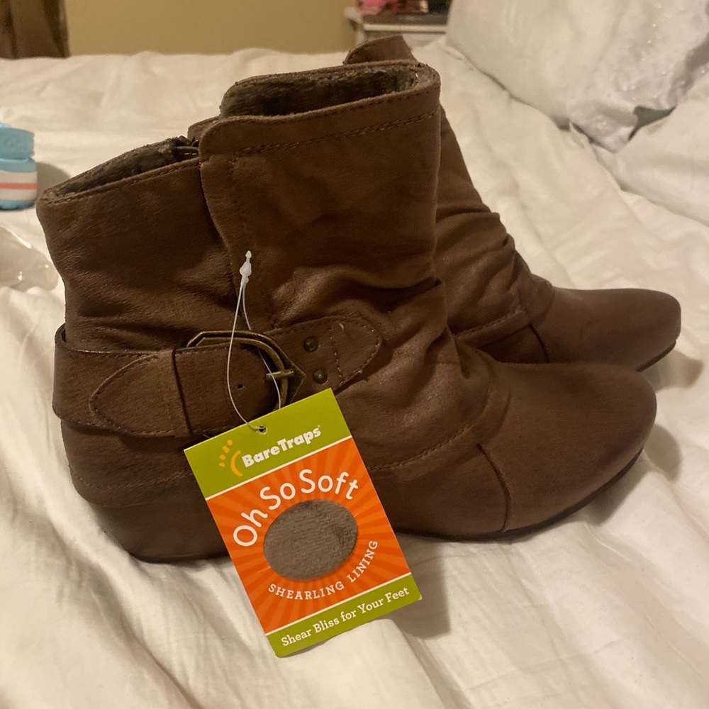 Baretraps Brown Ankle Boots - Women’s Size 7 NWT